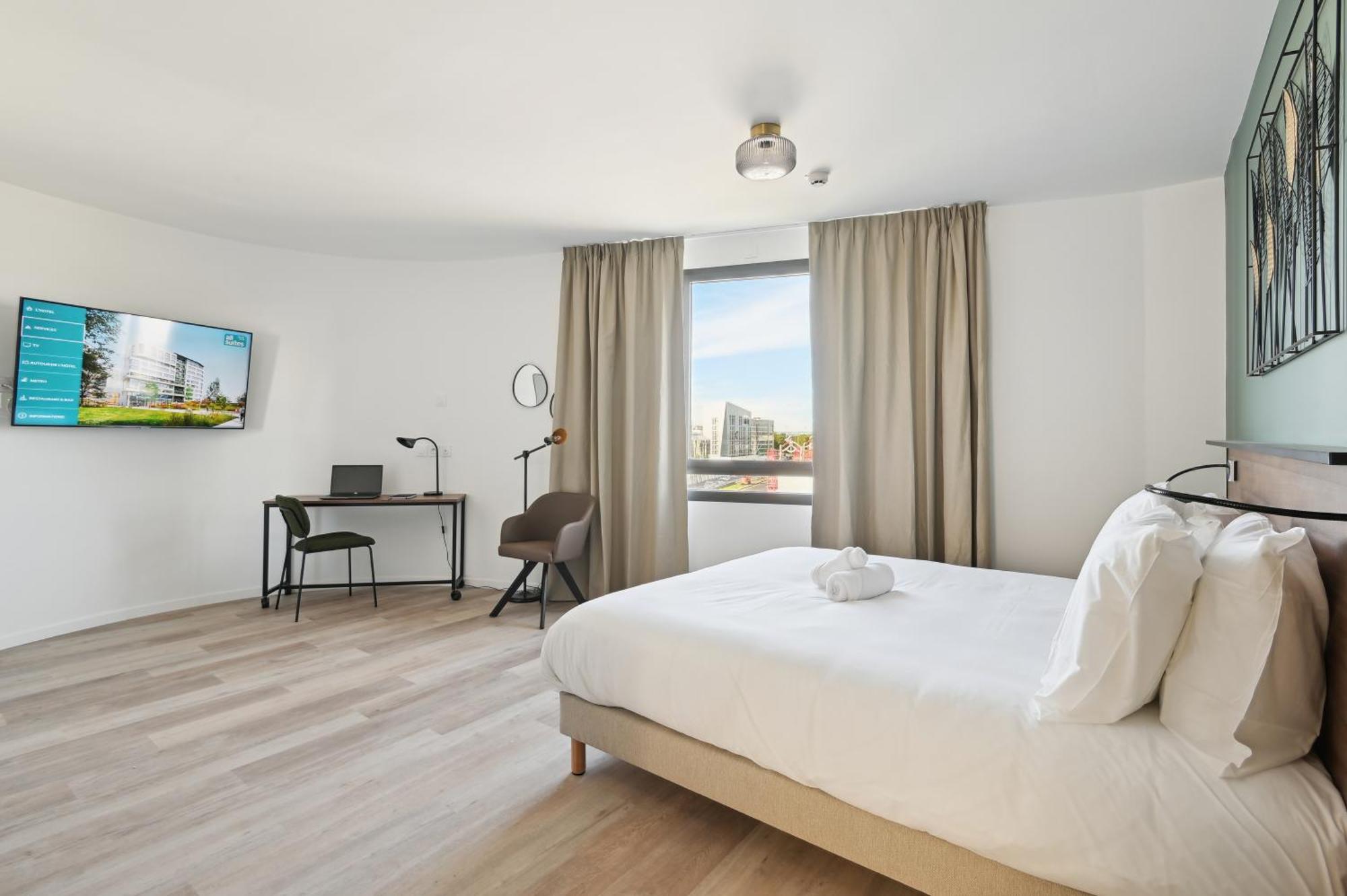 All Suites Paris Ouest Colombes โคล็อมบ์ ภายนอก รูปภาพ