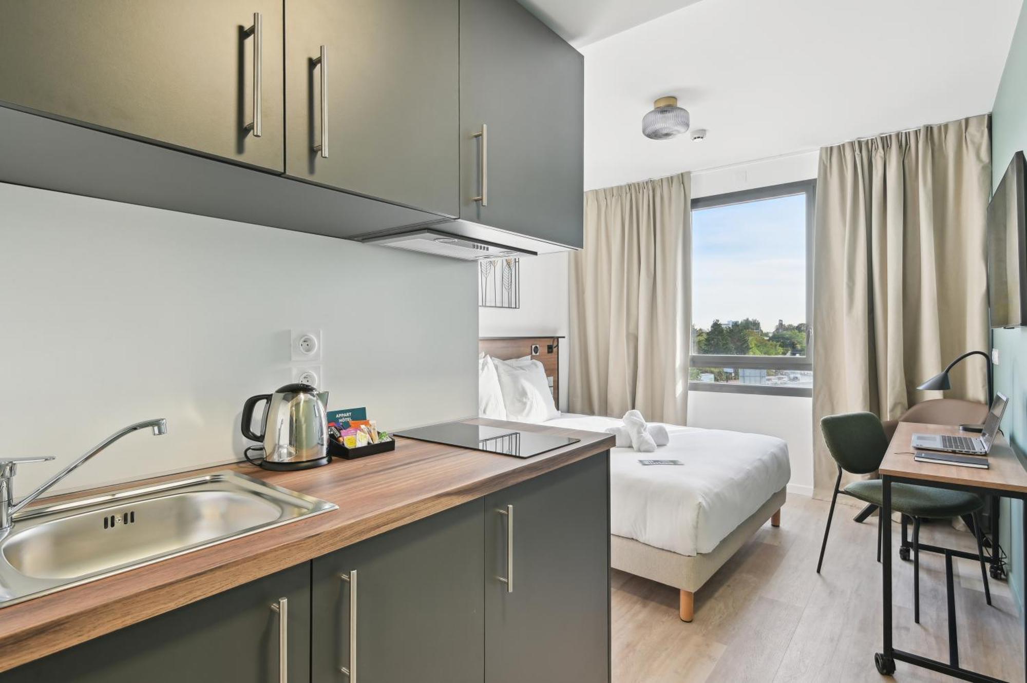 All Suites Paris Ouest Colombes โคล็อมบ์ ภายนอก รูปภาพ