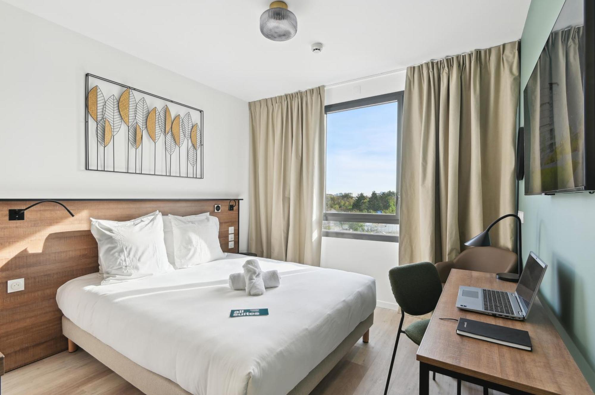 All Suites Paris Ouest Colombes โคล็อมบ์ ภายนอก รูปภาพ